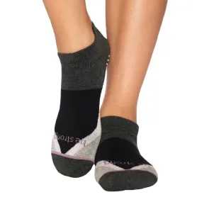 Be Strong Frankie Grip Socks - Pitch (Barre / Pilates)