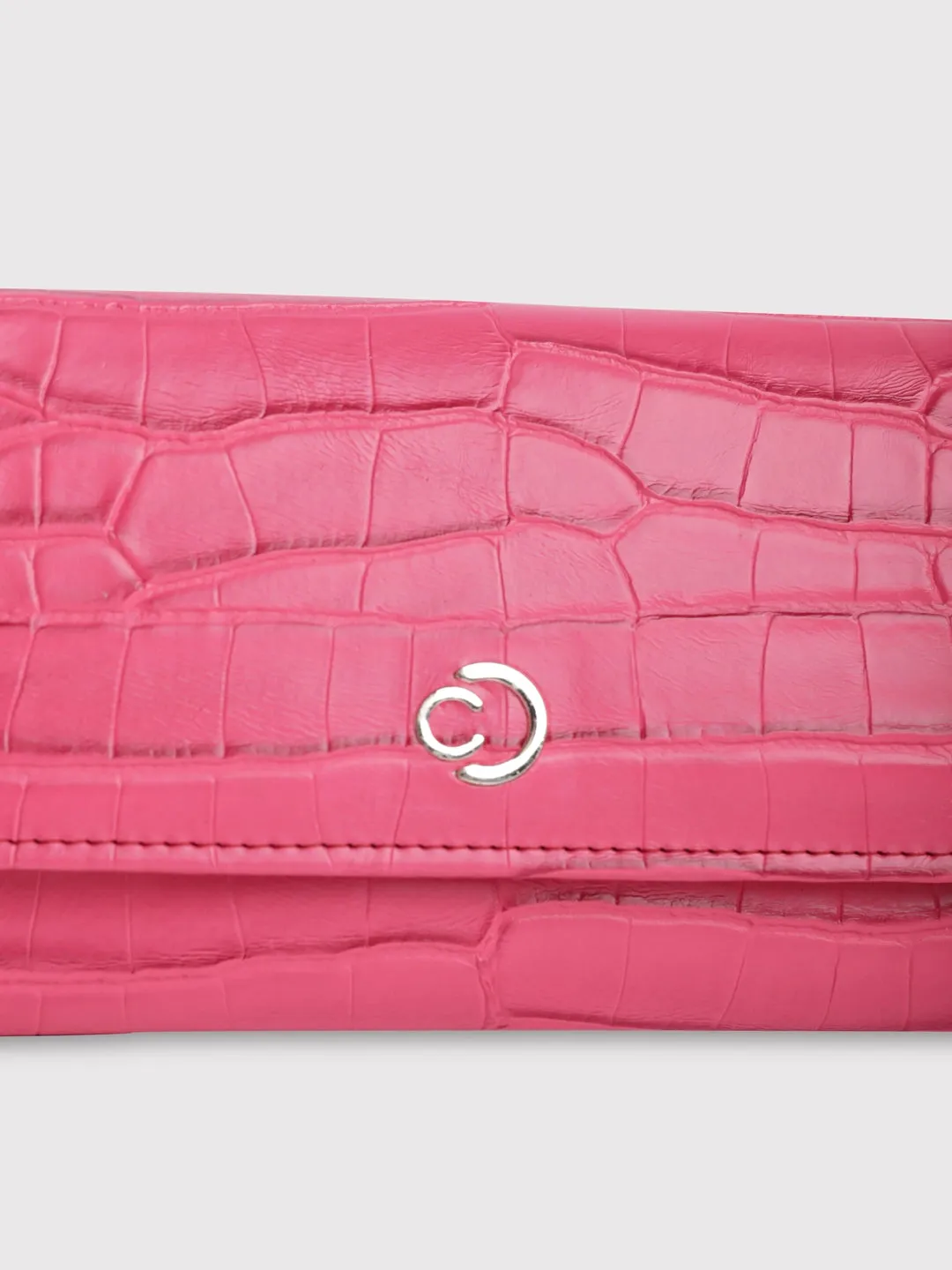 Caprese Luna Wallet Medium Flap Wallet Fuchsia