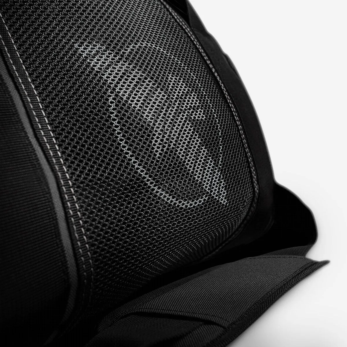 RYOKO MESH GEAR BAG